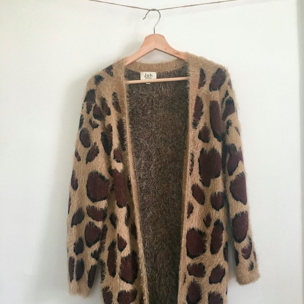 Giraff Printed Cardigan